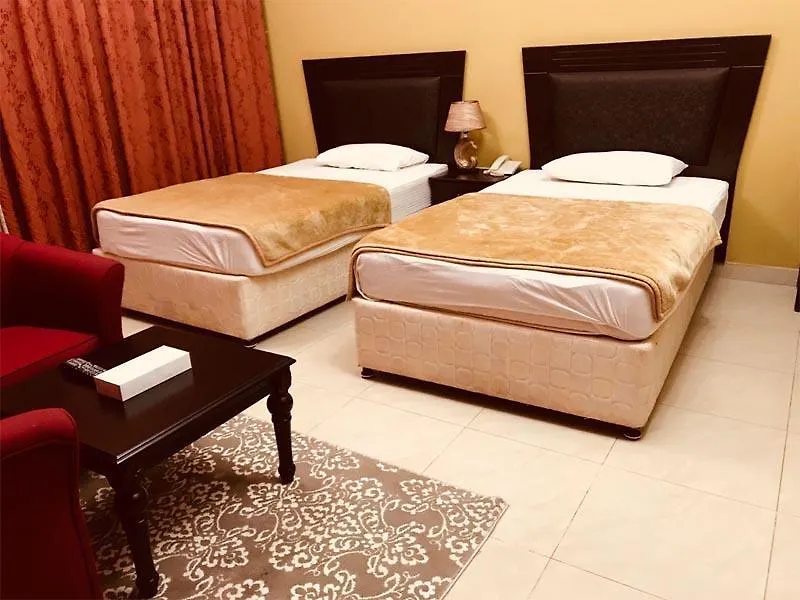 الشارقة Al Amwaj Hotel