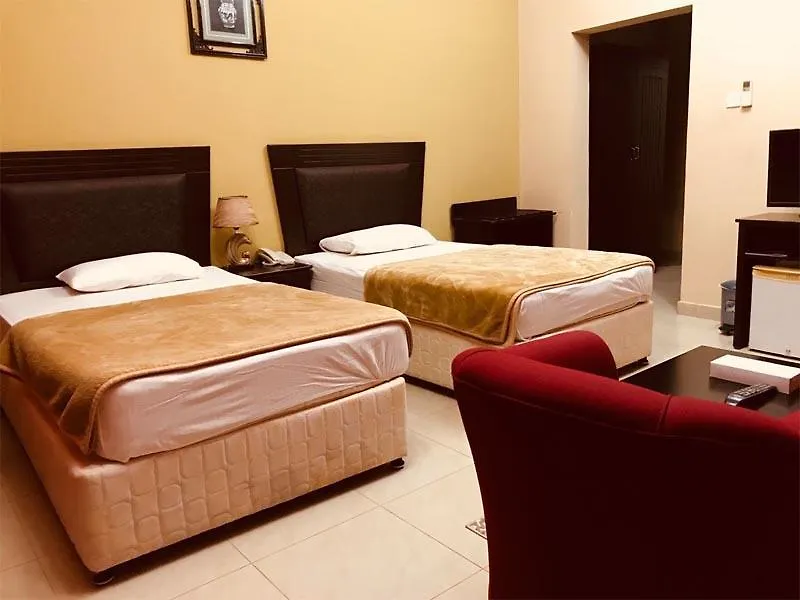 الشارقة Al Amwaj Hotel 2*,